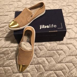 Women’s Jibs pointed toe athleisure attire!!